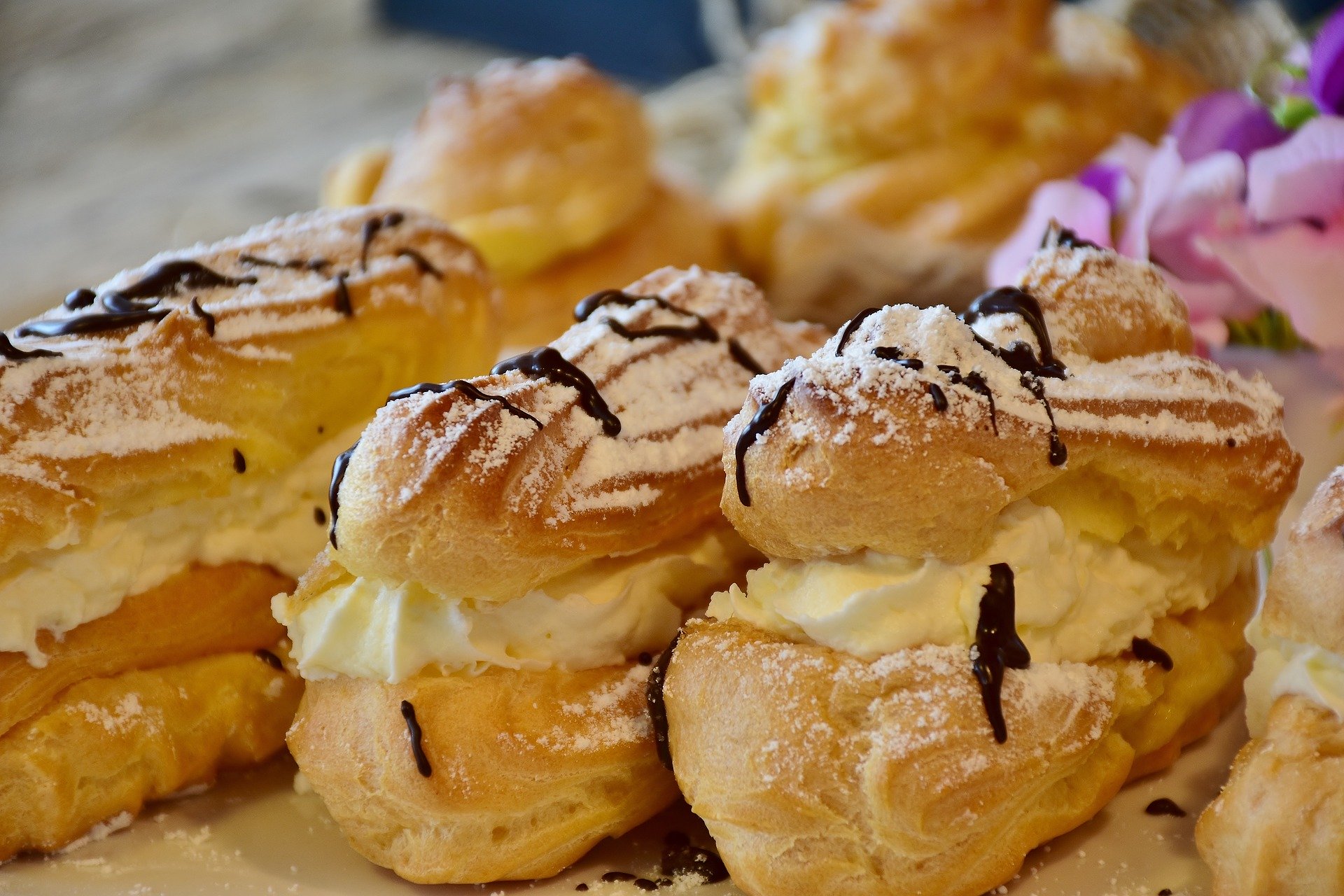 eclairs